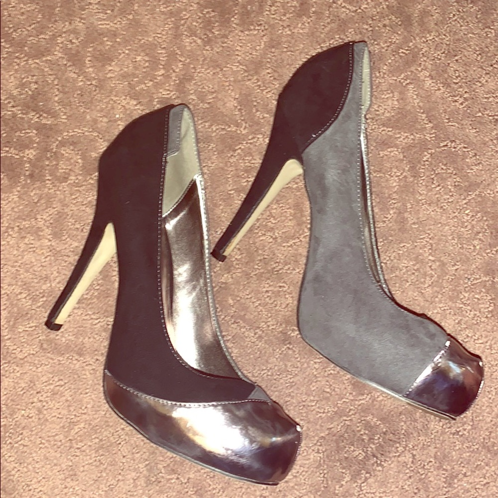 Madden Girl multicolored pumps